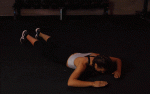 Rueckenuebungen-_Hyperextensions_©foodspring.gif